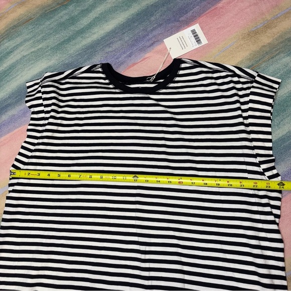 Everlane The Muscle Tee in Essential Cotton size 2XL - Picture 8 of 8